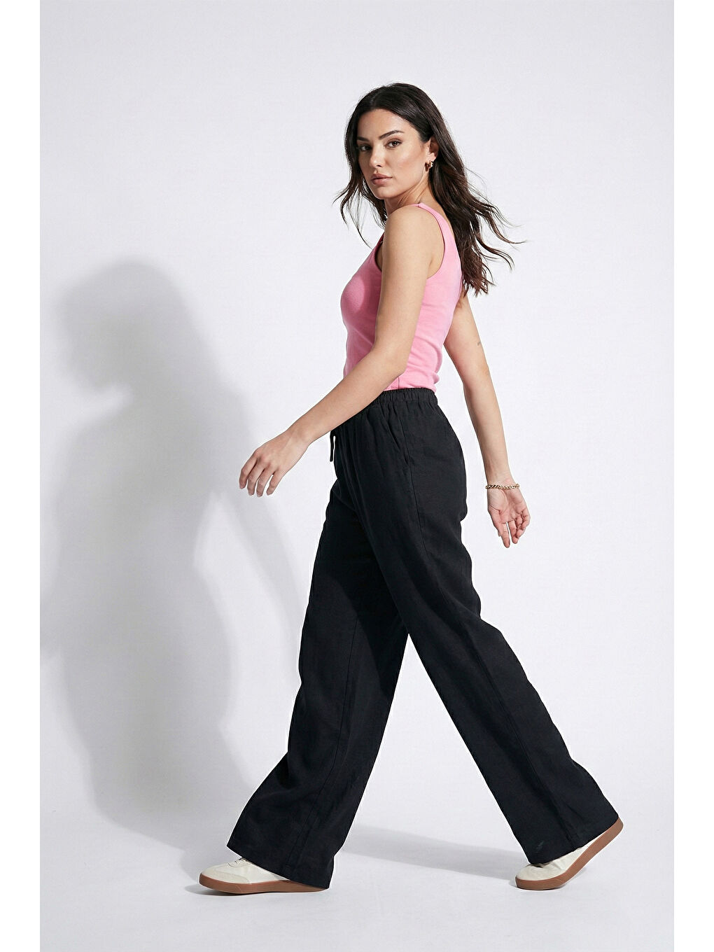 Siyah Wide Leg Yüksek Bel Geniş Paça Kadın Pantolon 668YP5424-5