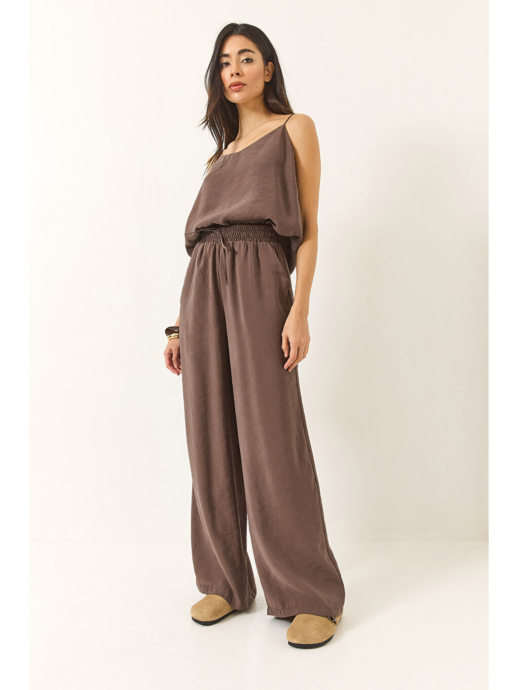 Kahverengi Kadın Askılı Dokuma Modal Bluz Pantolon Alt-Üst Takım-2