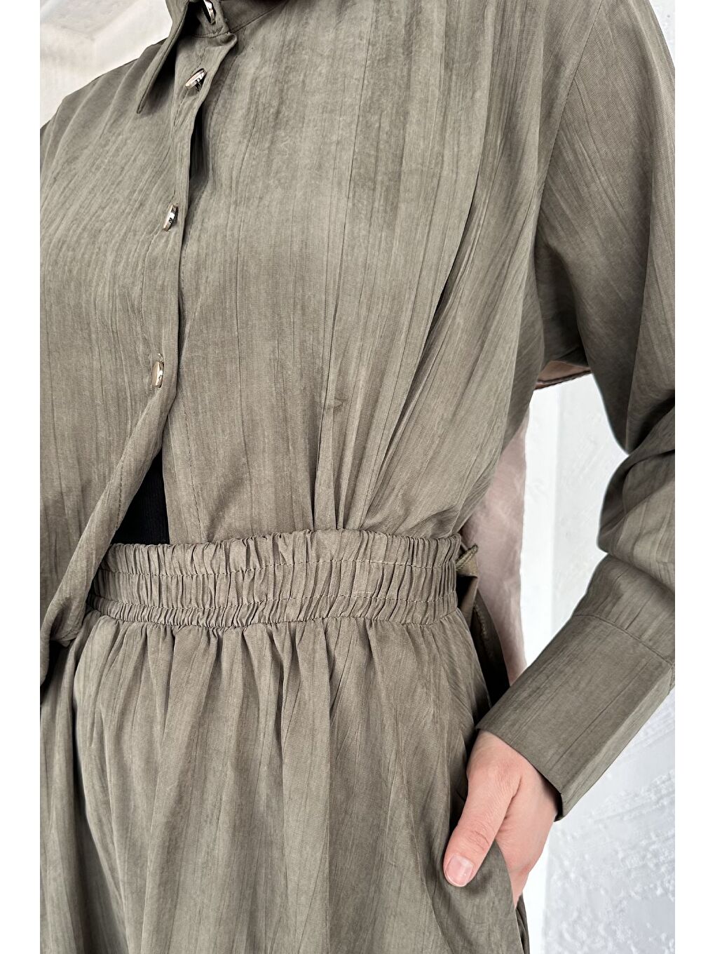 Haki Gülseli Nubuk Kumaş Gömlek Etek Tesettür İkili Takım-8