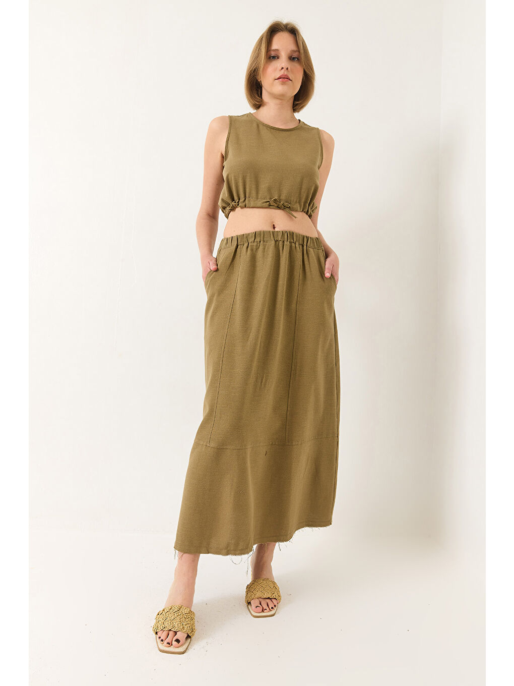 Yeşil Kadın Keten Beli Bağlamalı Bluz Cep Detaylı Etek Alt-Üst Takım-1