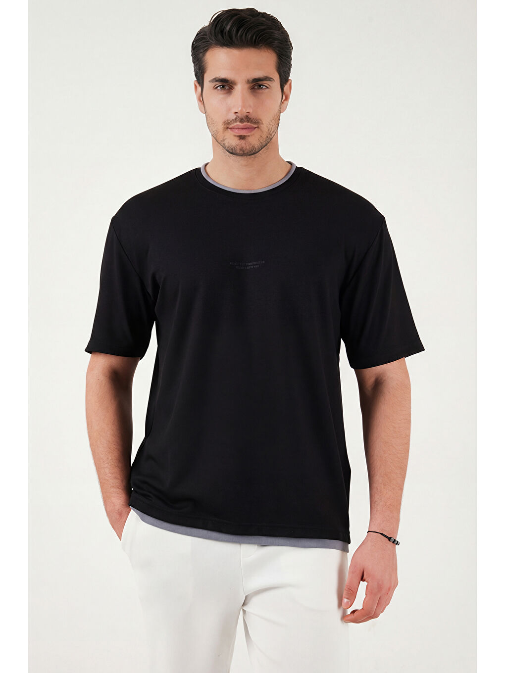 Siyah Regular Fit Bisiklet Yaka Kumaş T Shirt 5904091-2