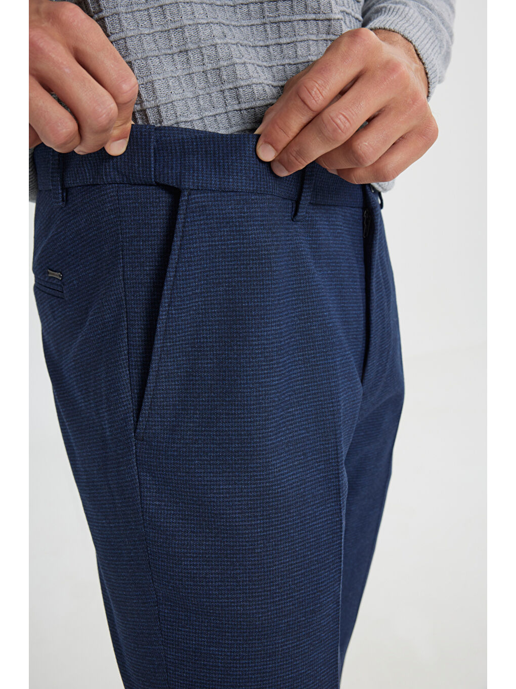 Erkek Lacivert Slim Fit Dar Kesim Beli Lastikli Kazayağı Desenli Yan Cep Esnek Klasik Pantolon-3