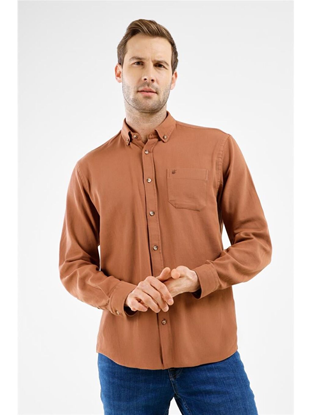 Açık Bej Düğmeli Yaka Uzun Kol Cepli Slim Fit %100 Pamuk Gömlek 1004255213