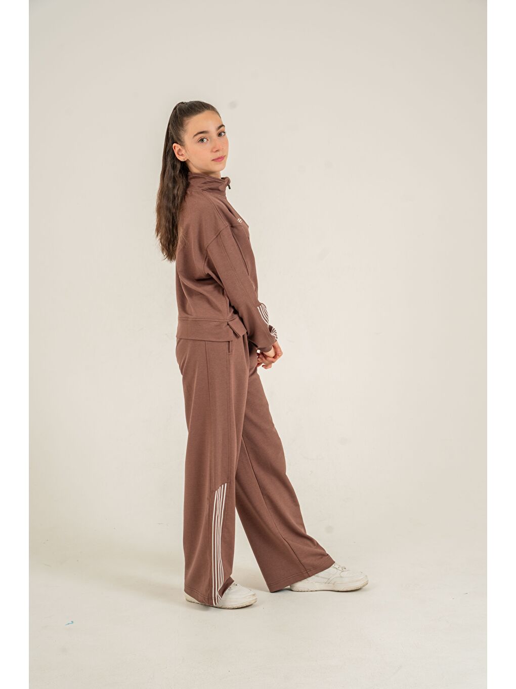 Kahverengi The City  That Never Sleeps Baskılı Üst Ön Boydan Fermuarlı Kız Çocuk Alt Üst Eşofman Takımı-4