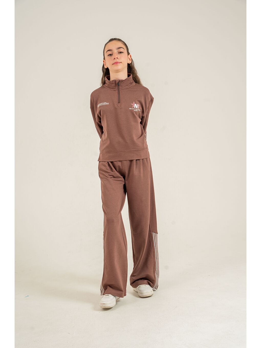 Kahverengi The City  That Never Sleeps Baskılı Üst Ön Boydan Fermuarlı Kız Çocuk Alt Üst Eşofman Takımı-5