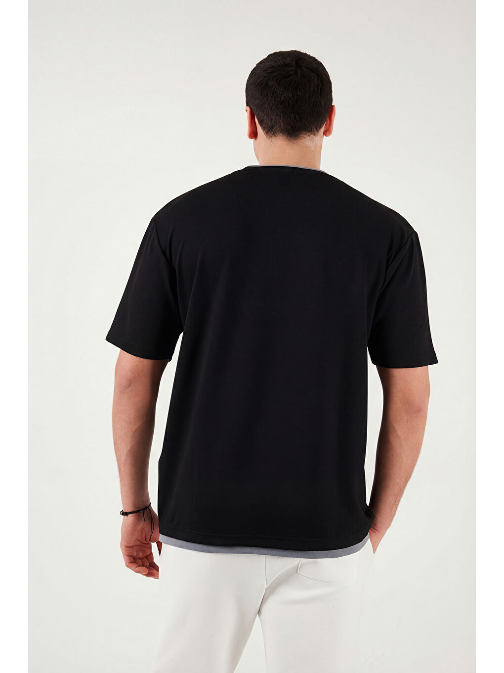 Siyah Regular Fit Bisiklet Yaka Kumaş T Shirt 5904091-6