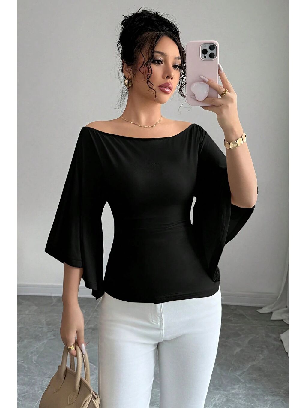 Siyah Kadın Kayık Yaka Flare Kol Drapeli Fit Bluz-4
