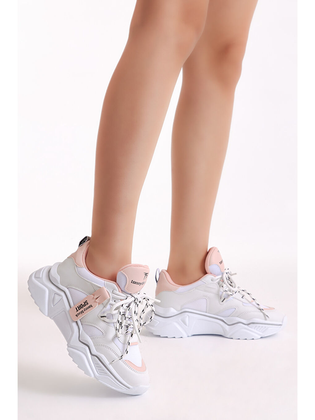 Kadın Beyaz Pembe Rahat Kalıp Yüksek Taban Çift Bağcıklı Spor Ayakkabı