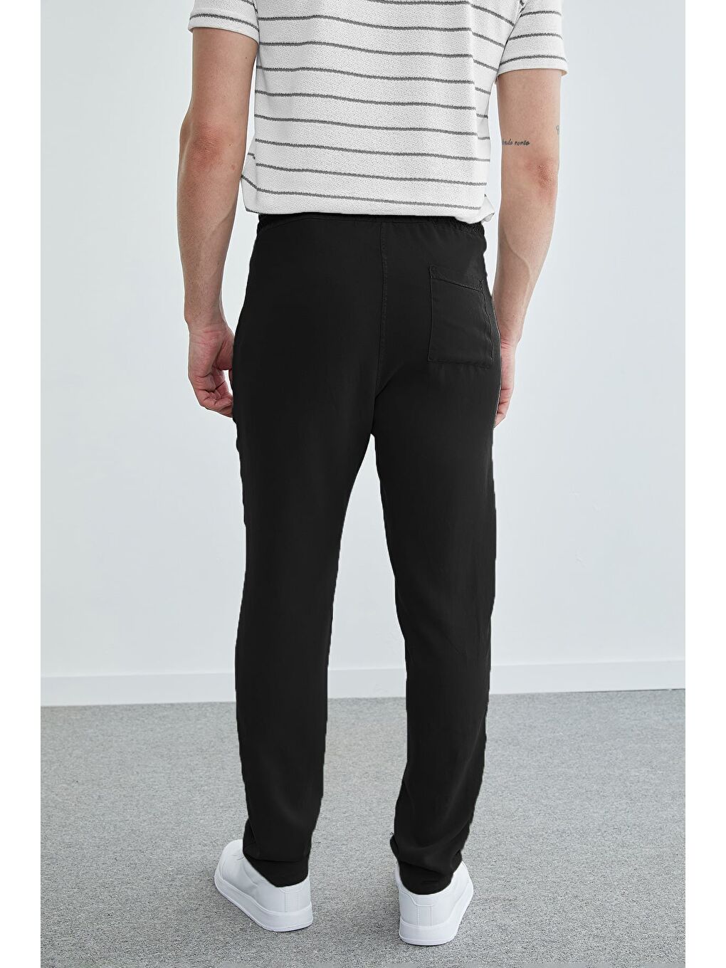 Siyah Beli Lastikli Cepli Lyocell Pantolon-2