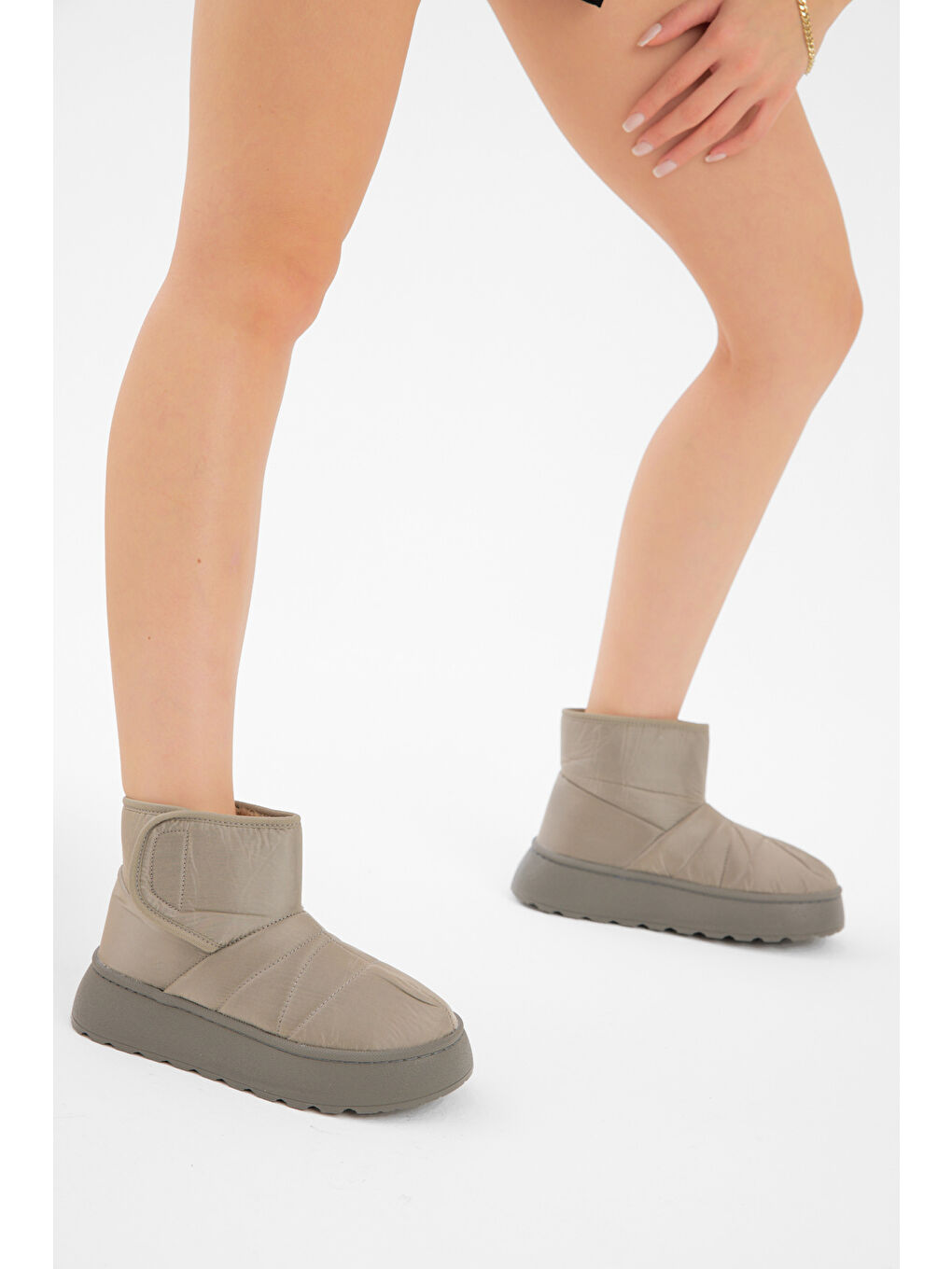 Gri Kadın Füme Kalın Poli Taban İçi Kürklü Cırtlı Bot