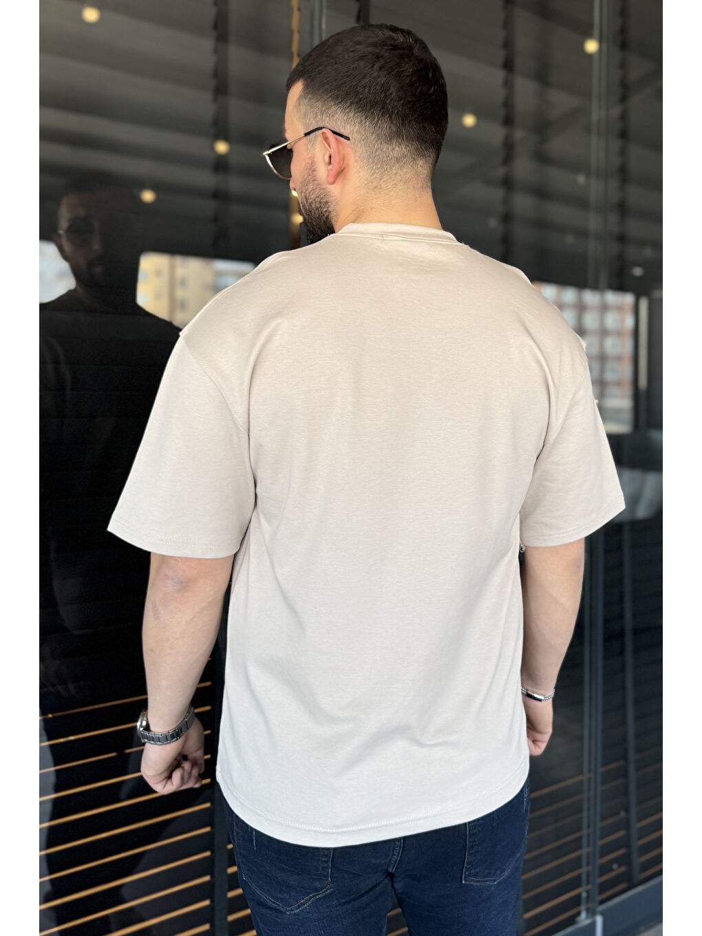 Bej Erkek Bisiklet Yaka Basic Oversize Tişört-3