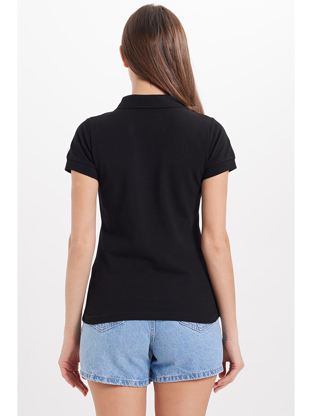 Kadın Slim Fit Dar Kesim %100 Pamuk Polo Yaka Siyah Pike Tişört-6