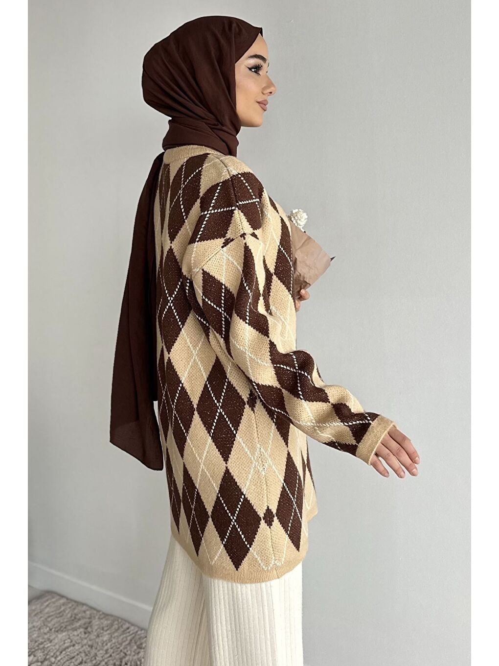 Bej Gülseli Desenli Simli Tesettür Triko Tunik-5