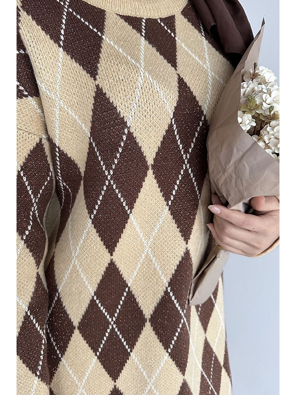 Bej Gülseli Desenli Simli Tesettür Triko Tunik-7