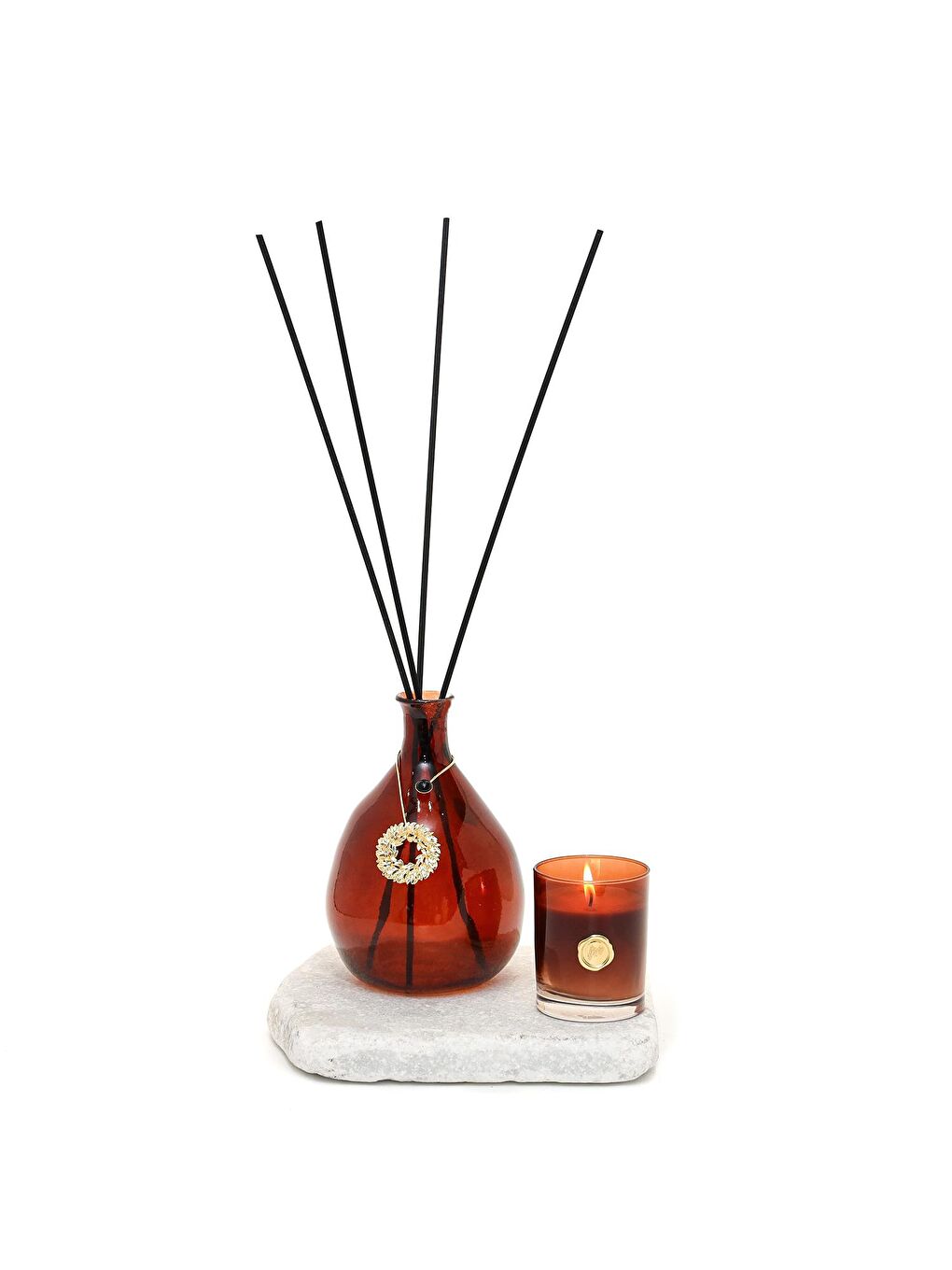 Altın Kapmala Broşlu Kahverengi Cam Şişe Dark Amber Oda Kokusu-1