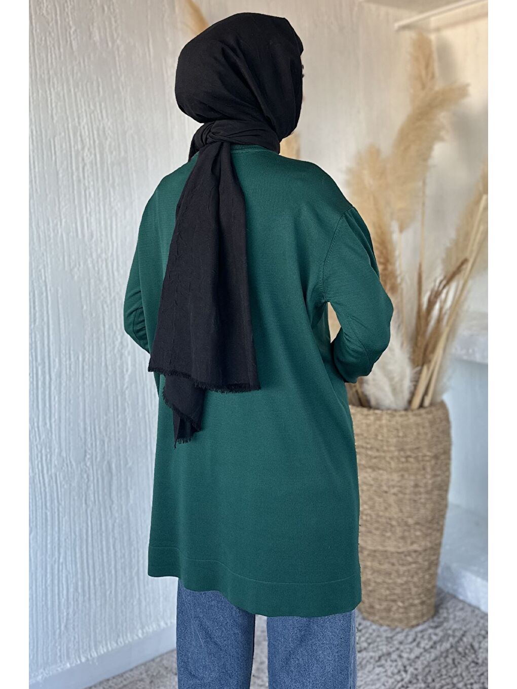 Yeşil Çiçek Figürlü Ön Düğmeli Tesettür Triko Hırka (s-m-l-xl Beden Uyumludur.)-4