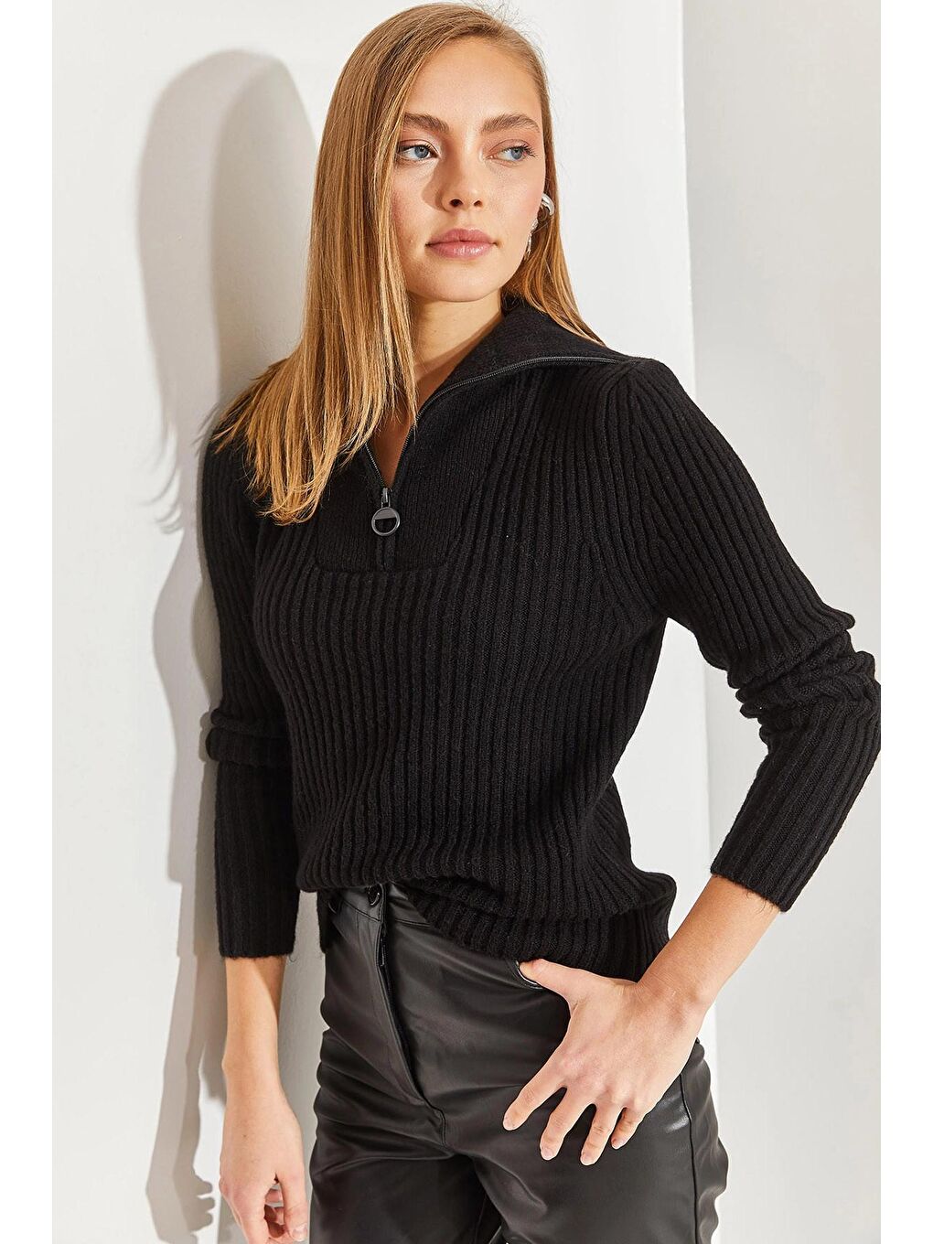 Siyah Kadın Balıkçı Yaka Fermuarlı Triko Kazak-2