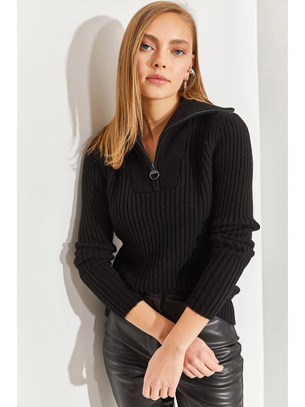 Siyah Kadın Balıkçı Yaka Fermuarlı Triko Kazak-3