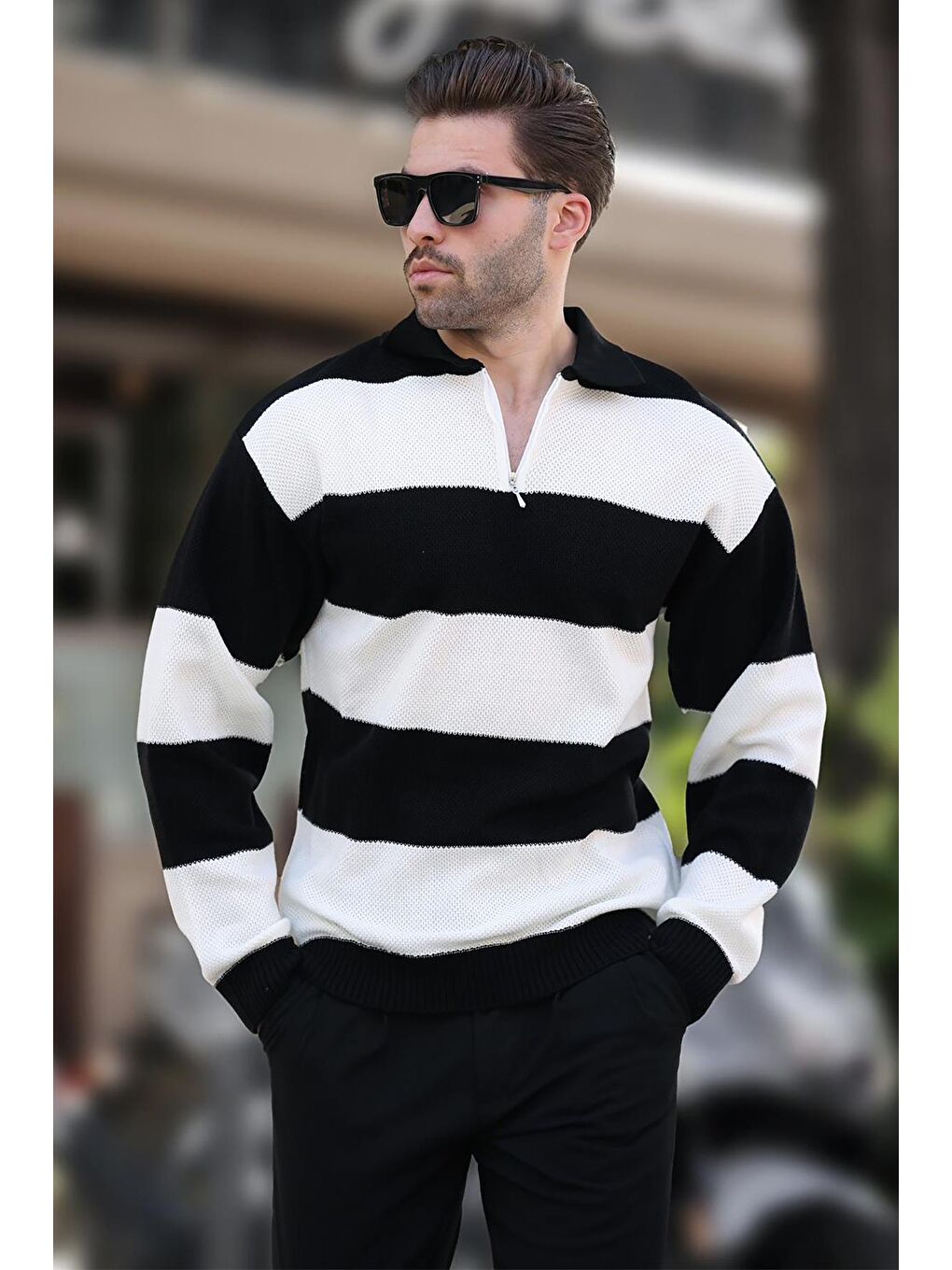 Siyah Fermuar Yaka Renk Bloklu Uzun Kollu Kazak 7280