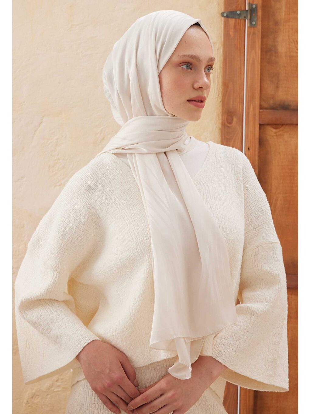 Wave Jakarlı Şal Bej-3