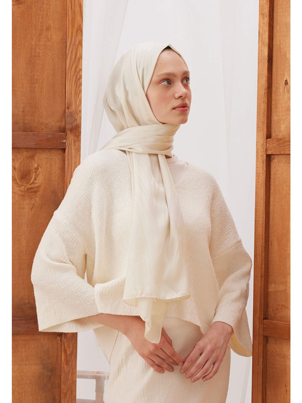 Wave Jakarlı Şal Bej-4