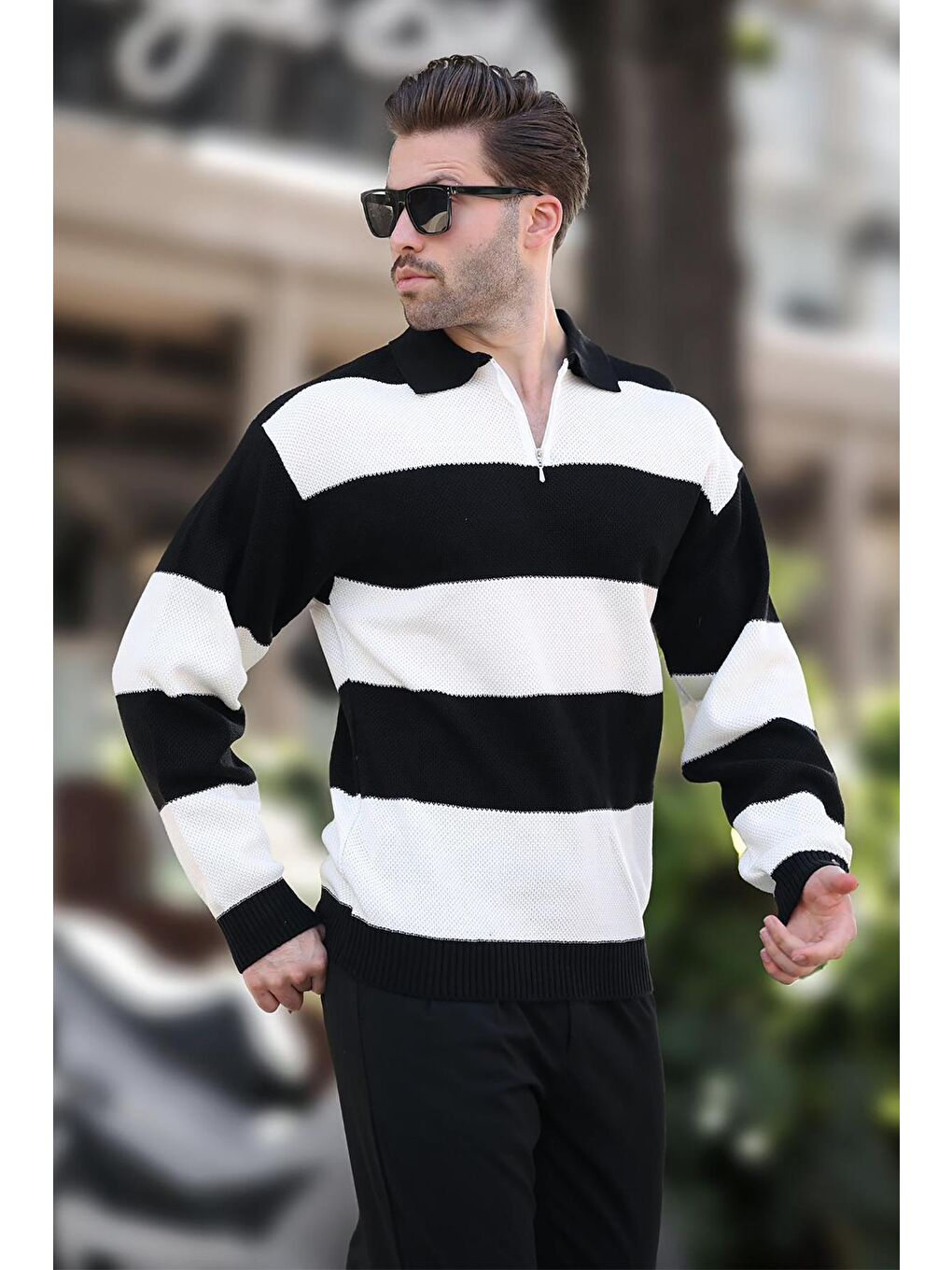 Siyah Fermuar Yaka Renk Bloklu Uzun Kollu Kazak 7280-1