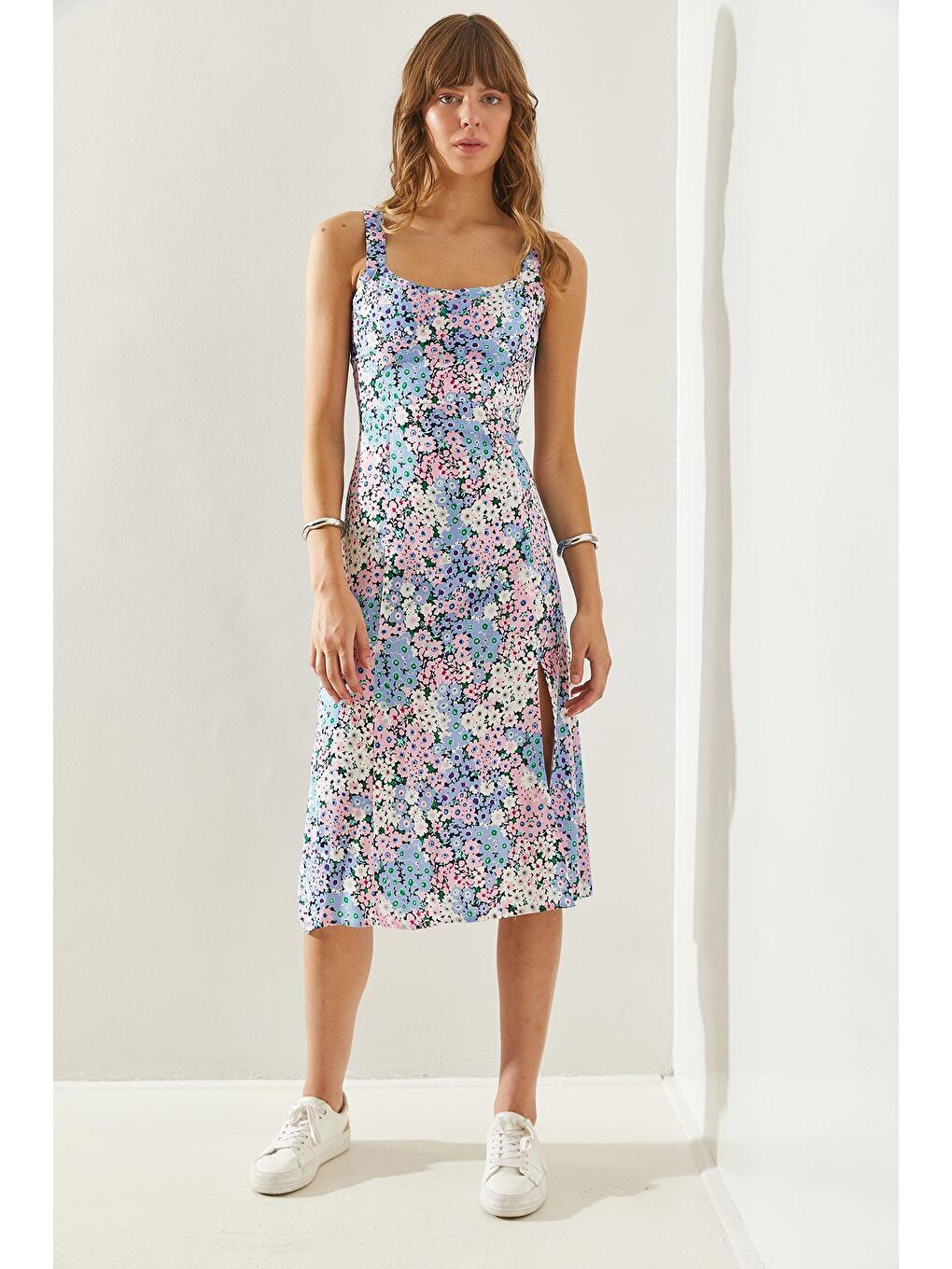 Mavi Kadın Kalın Askılı Yırtmaç Detaylı Viskon Elbise-3