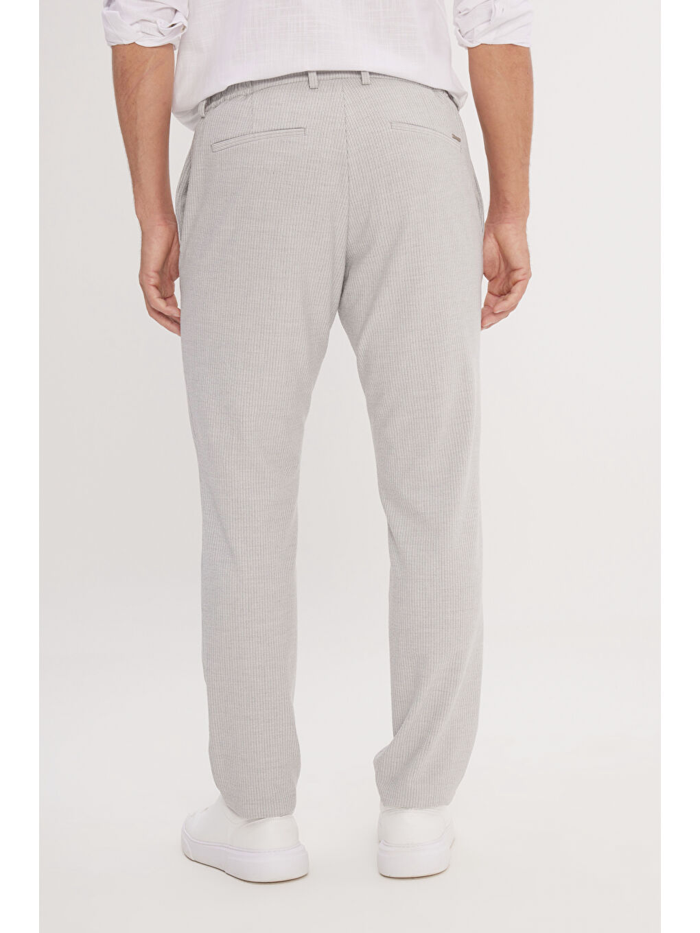 Erkek Beyaz-Gri Comfort Fit Rahat Kesim Yan Cepli Desenli Beli Lastikli Pantolon-5