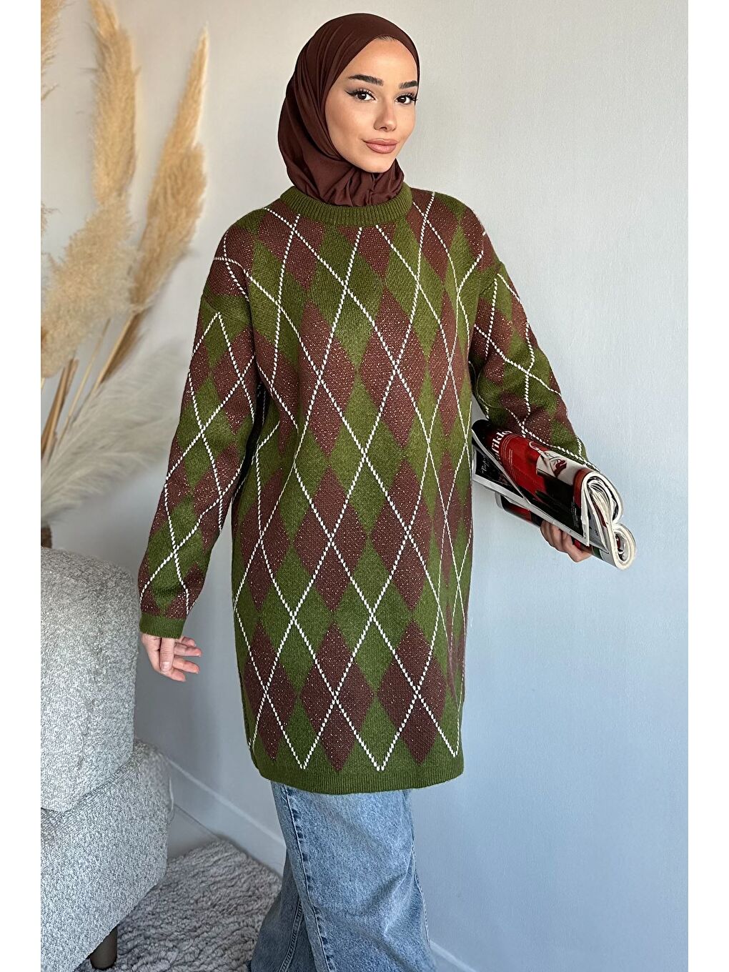 Haki Gülseli Desenli Simli Tesettür Triko Tunik-1
