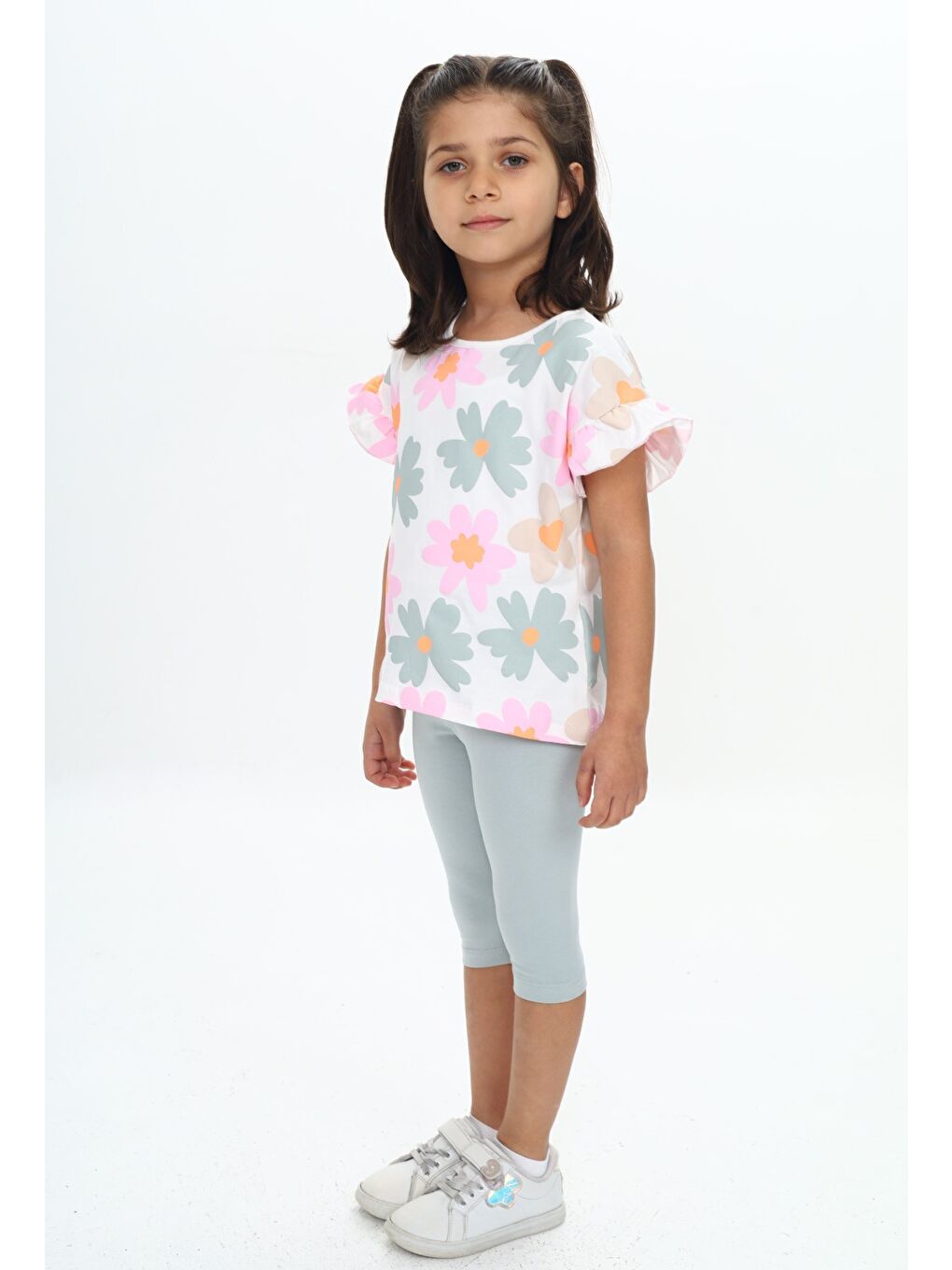 Gri Kız Çocuk Kol Fırfır Detaylı Çiçek Baskılı Kaprili Takım-3