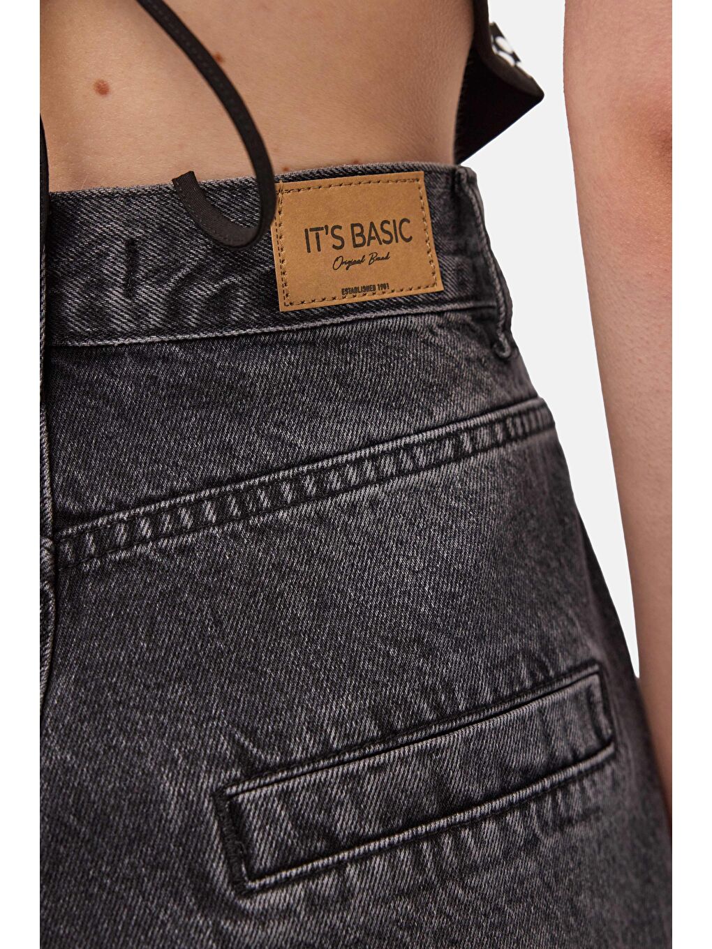 Gri Kadın Koyu Füme 2s6-1 Skater Midi Boy Bermuda Denim Şort-6