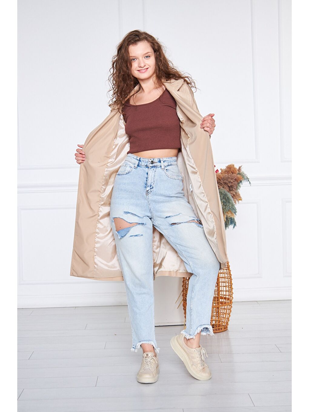 Ekru Kadın Kruvaze Yaka Cepli Kuşaklı Uzun Krem Trençkot-1