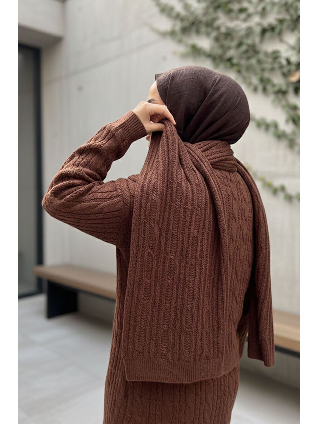 Kahverengi Saç Örgülü Atkılı Tunik Pantolon Tesettür Triko Üçlü Takım-2