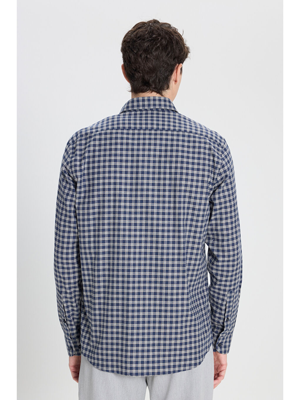 Erkek Lacivert-Bej %100 Pamuk Slim Fit Dar Kesim Düğmeli Yaka Kareli Flanel Gömlek-4