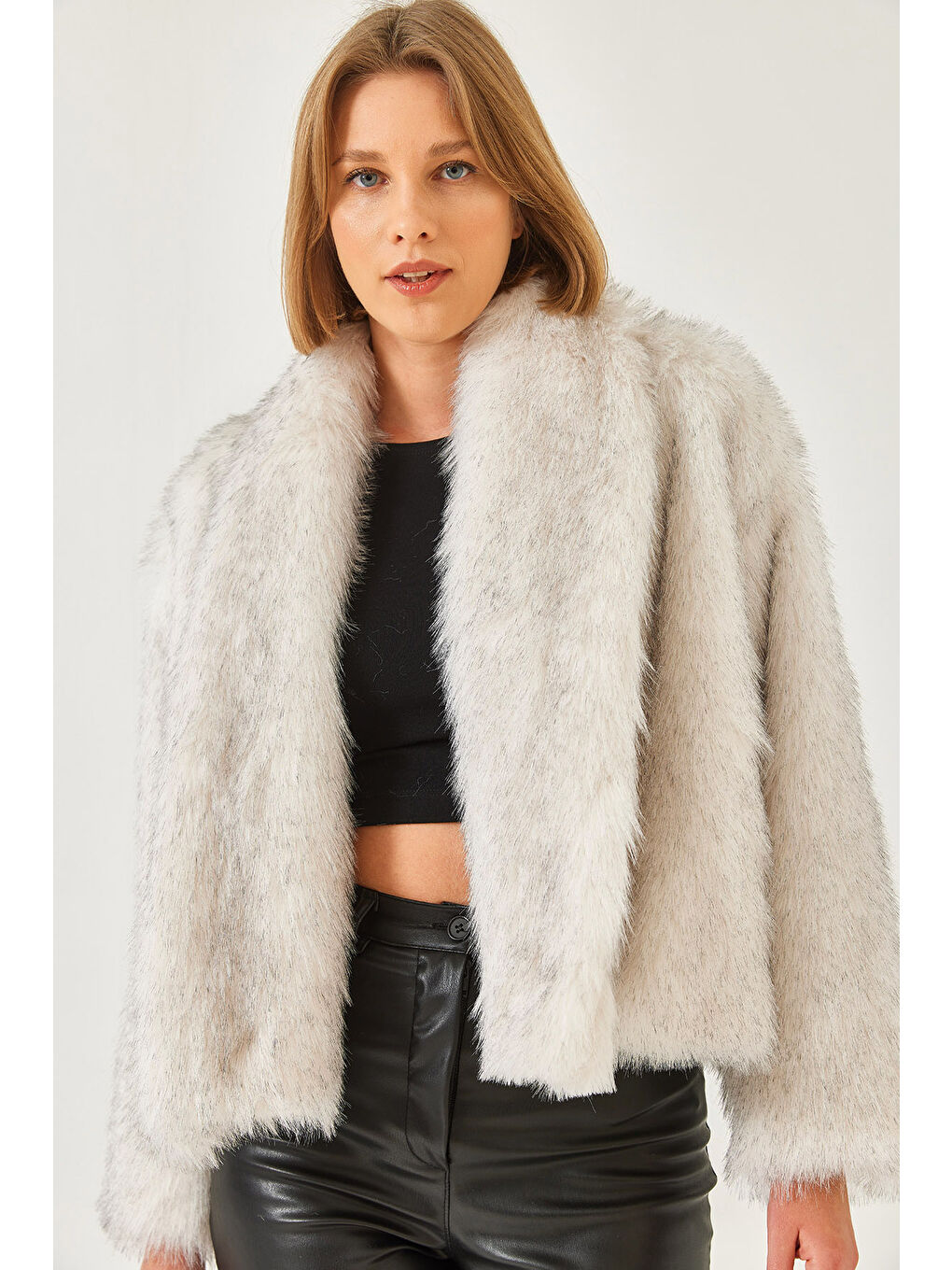 Beyaz Kadın Premium Suni Kürk Ceket