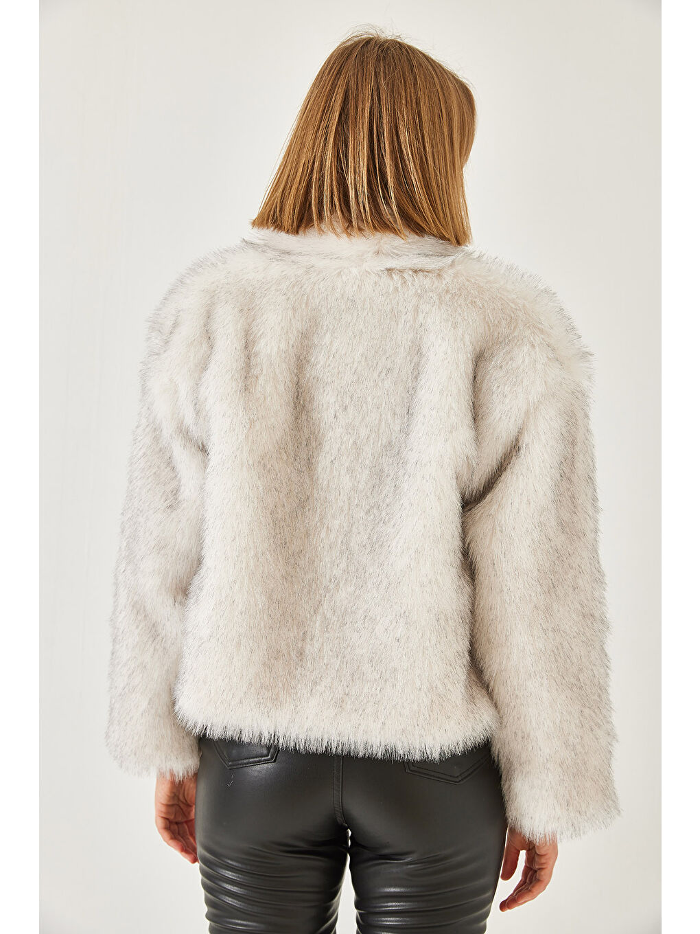 Beyaz Kadın Premium Suni Kürk Ceket-6