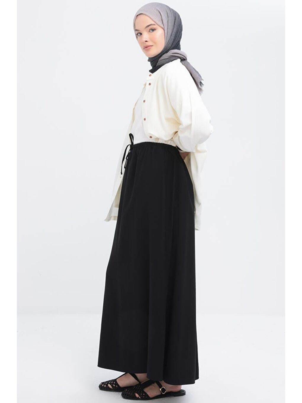 Siyah-Beli Büzgülü Çan Etek-1