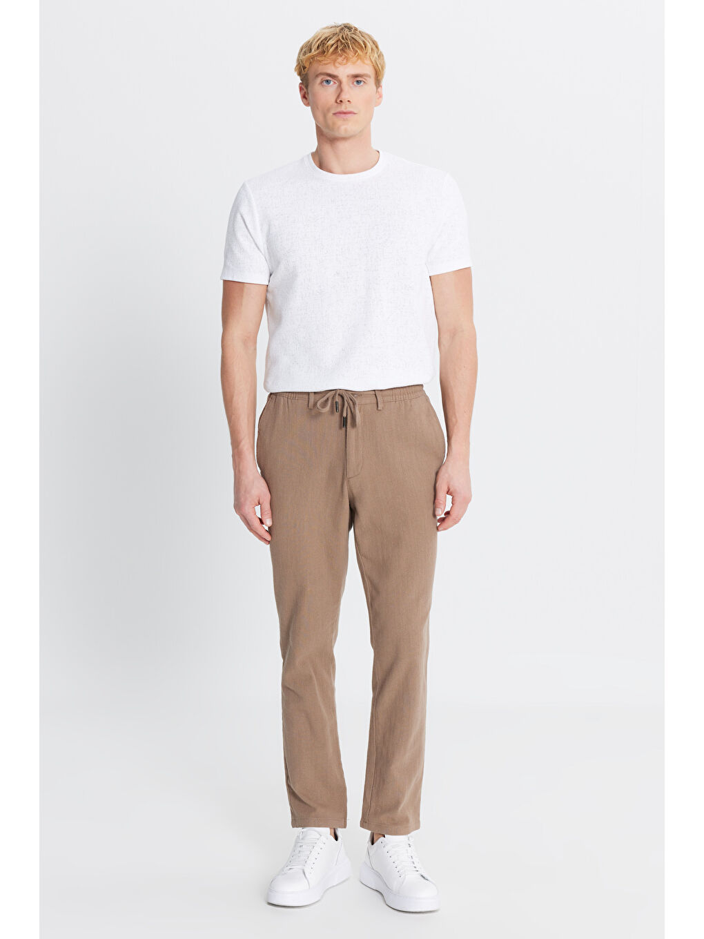 Erkek Kahverengi Keten Slim Fit Beli Bağlamalı Yan Cepli Casual Pantolon-1