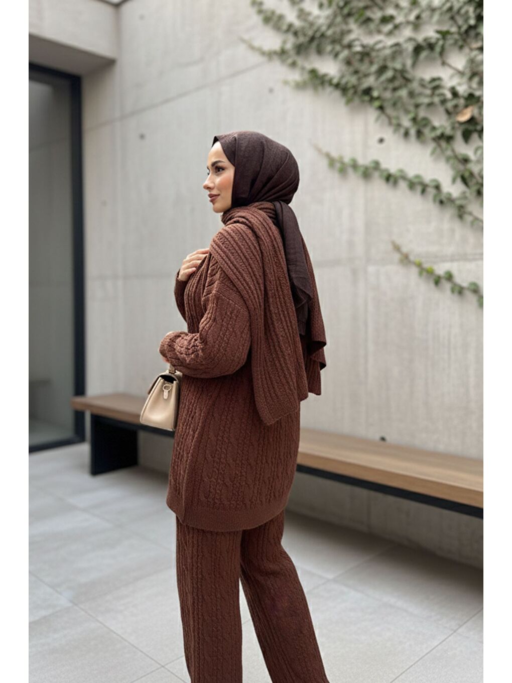 Kahverengi Saç Örgülü Atkılı Tunik Pantolon Tesettür Triko Üçlü Takım-9