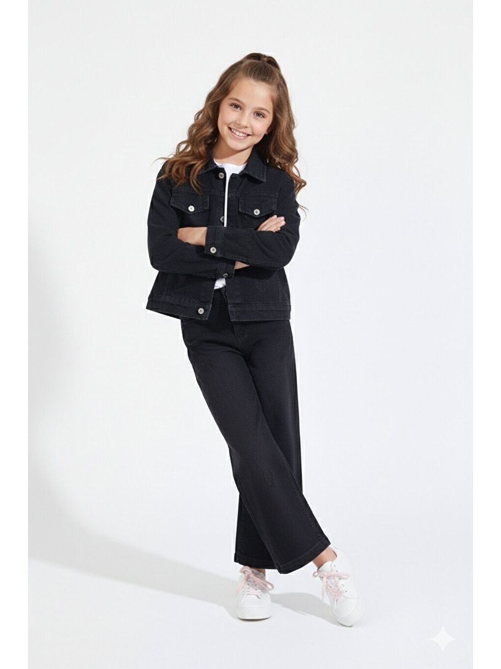 Siyah Düğmeli Ceketli Pantolonlu Kız Çocuk Jean Takım 23445-1