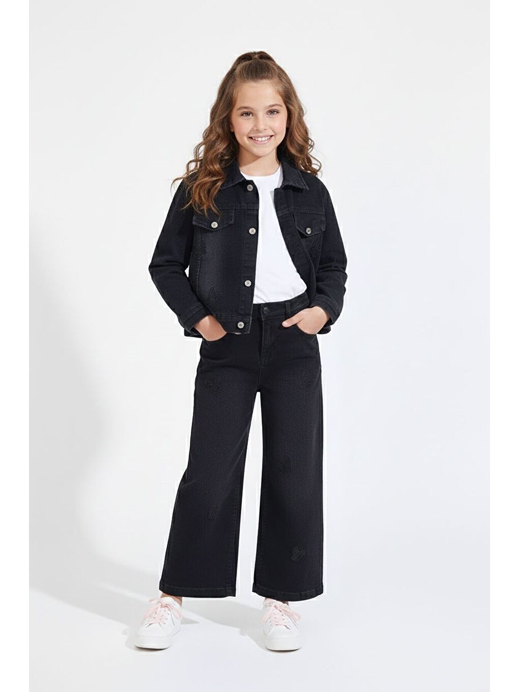 Siyah Düğmeli Ceketli Pantolonlu Kız Çocuk Jean Takım 23445-3