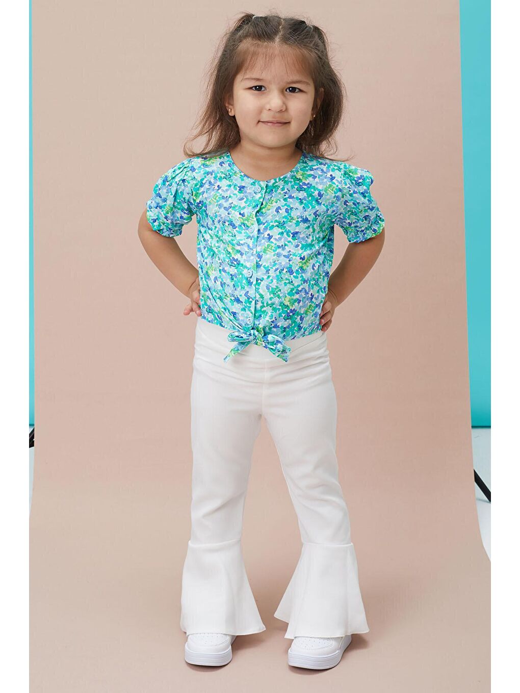 Yeşil Çiçek Desenli İspanyol Paça Pantolon Gömlekli Kız Takım 15127