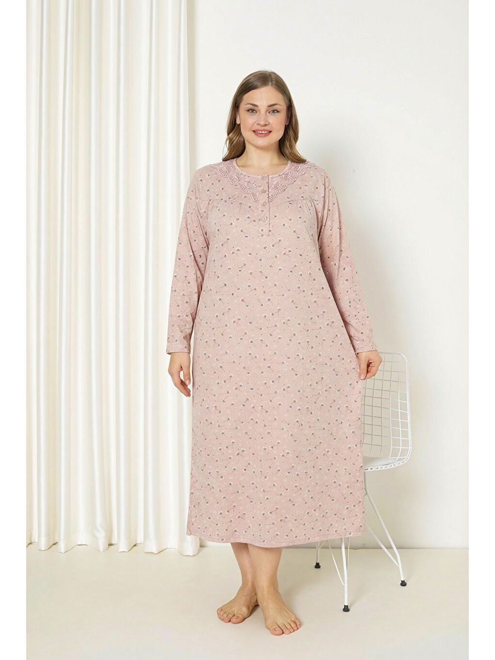 Pembe %100 Pamuklu Mevsimlik Kumaş Uzun Kollu Büyük Beden Anne Geceliği 585