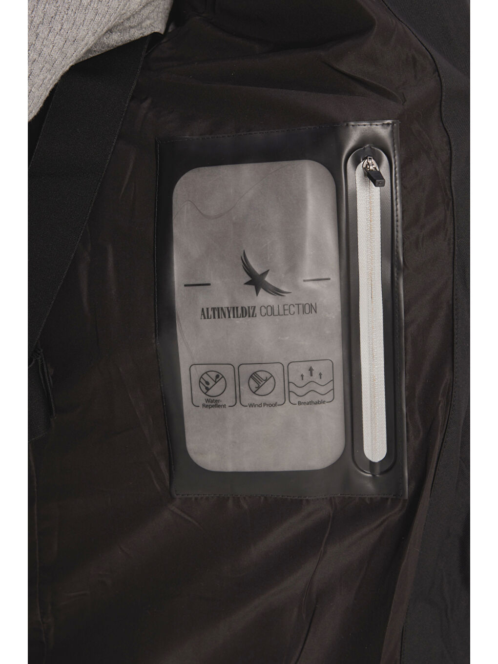 Erkek Siyah Termometreli Standart Fit Normal Kesim Çıkma Kapüşon Yaka Kapitone Desenli Kaban-2