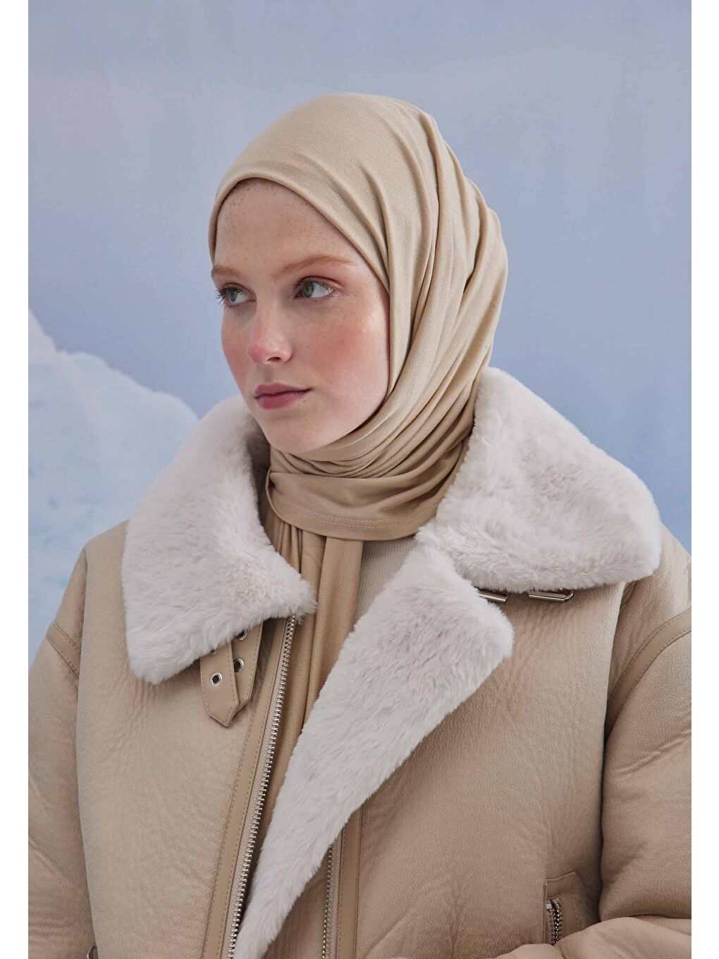 Bej Penye Şal Kum-3