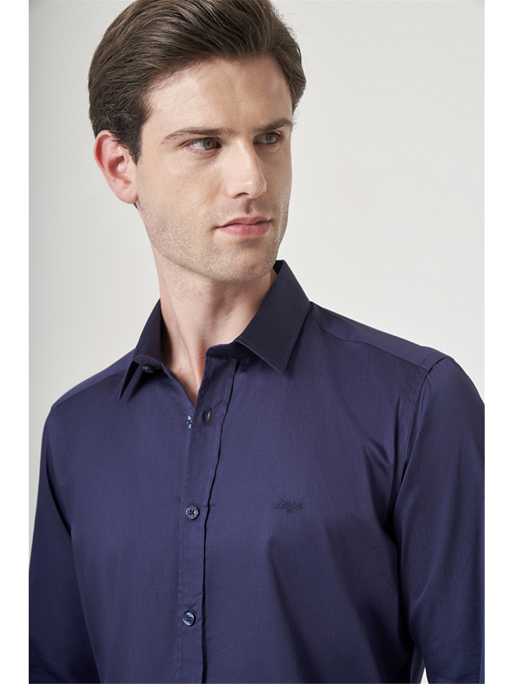 Lacivert Sert Yaka Uzun Kol Cepsiz Saten Slim Fit %100 Pamuk Gömlek 1004260424-3