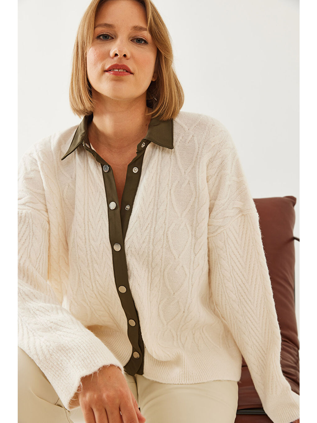 Haki Kadın Polo Yaka Hırka Th-1