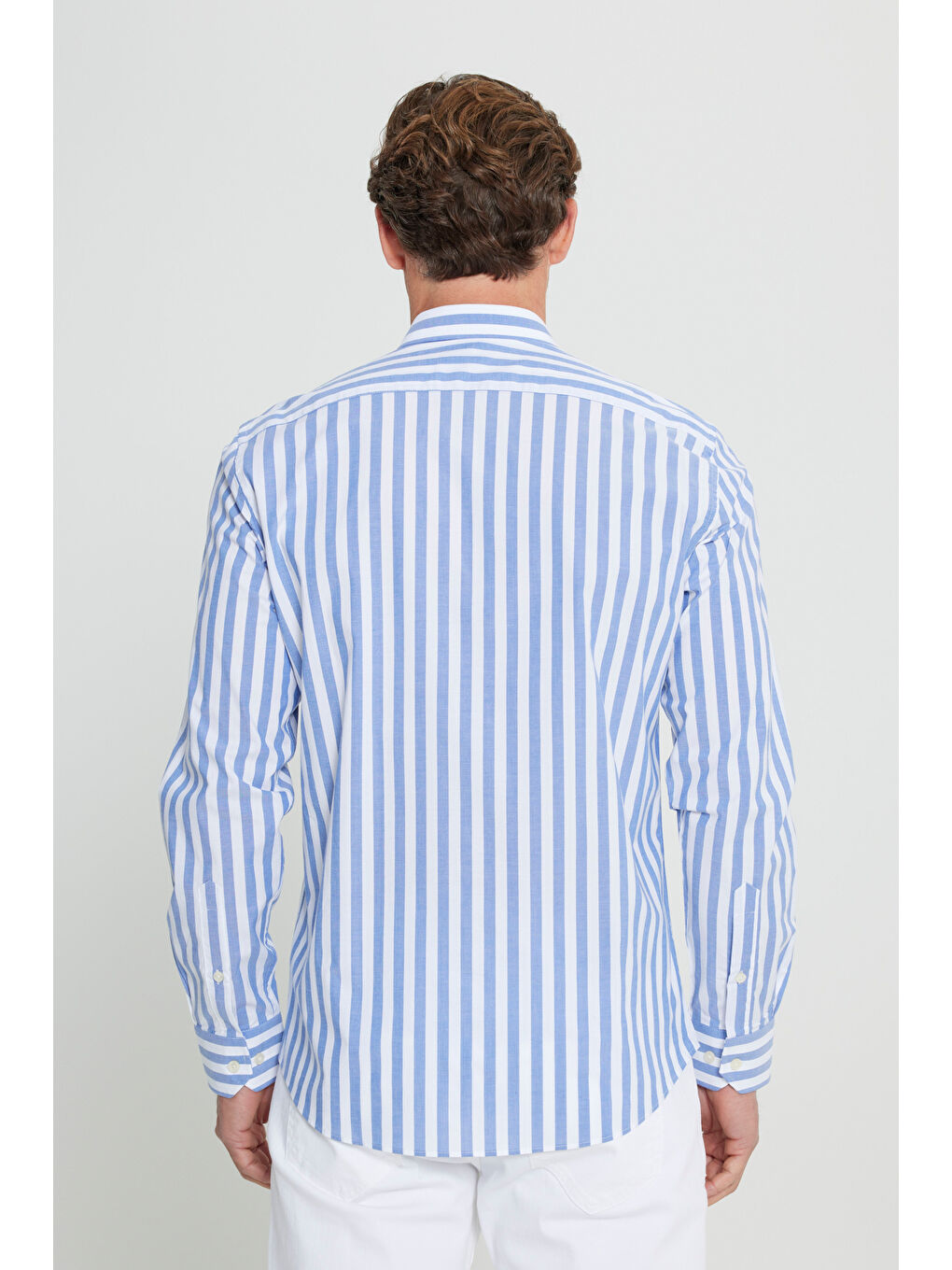 Erkek Lacivert-Beyaz %100 Pamul Slim Fit Dar Kesim Düğmeli Yaka Çizgili Gömlek-5