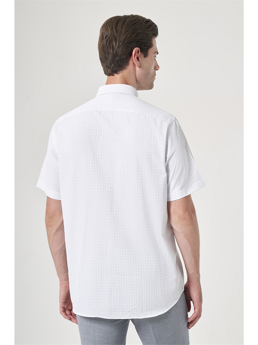 Beyaz-mavi Düğmeli Yaka Kısa Kol Cepli Comfort Fit Pamuklu Gömlek 1004260188-4