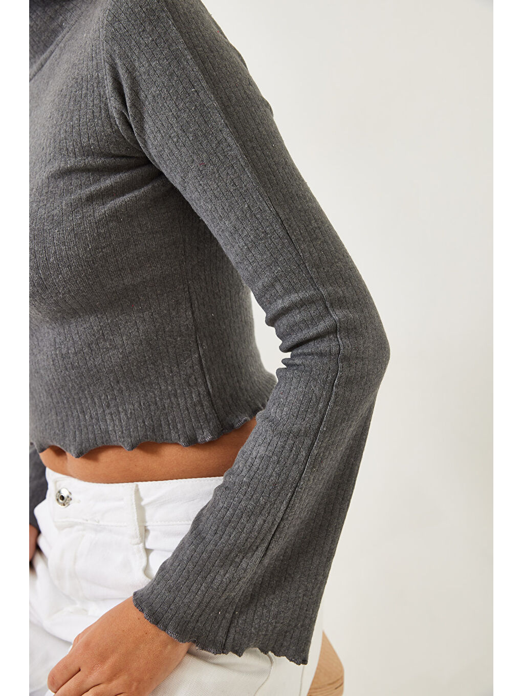 Antrasit Kadın Yarım Balıkçı Yaka Bluz-4